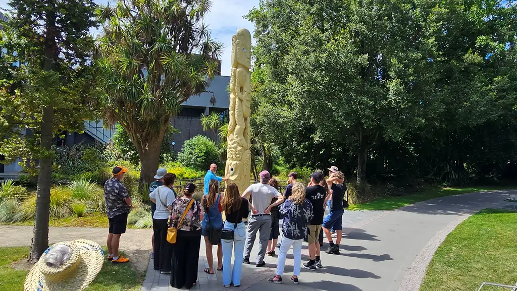 Hidden Gems: Christchurch City Sights Walking Tour