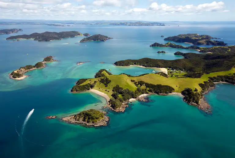 bay of islands tour