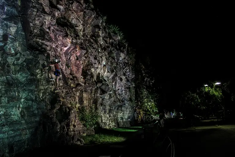 Brisbane Night Rock Climbing
