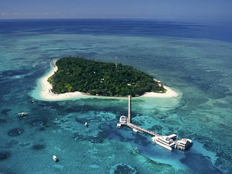 Great Barrier Reef & Green Island Adventure