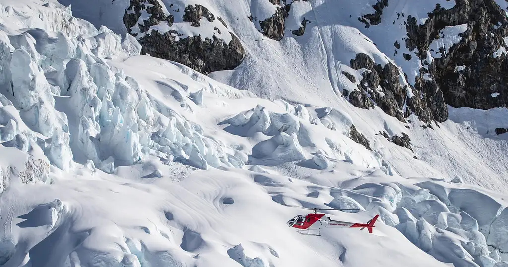 Mountain Scenic Flight & Landing | From Aoraki/Mt Cook | 30 Minutes