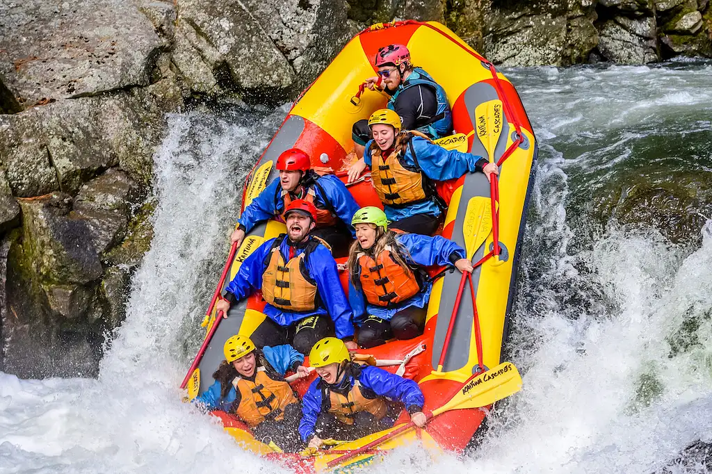 Grade 5 Rafting Tauranga tour