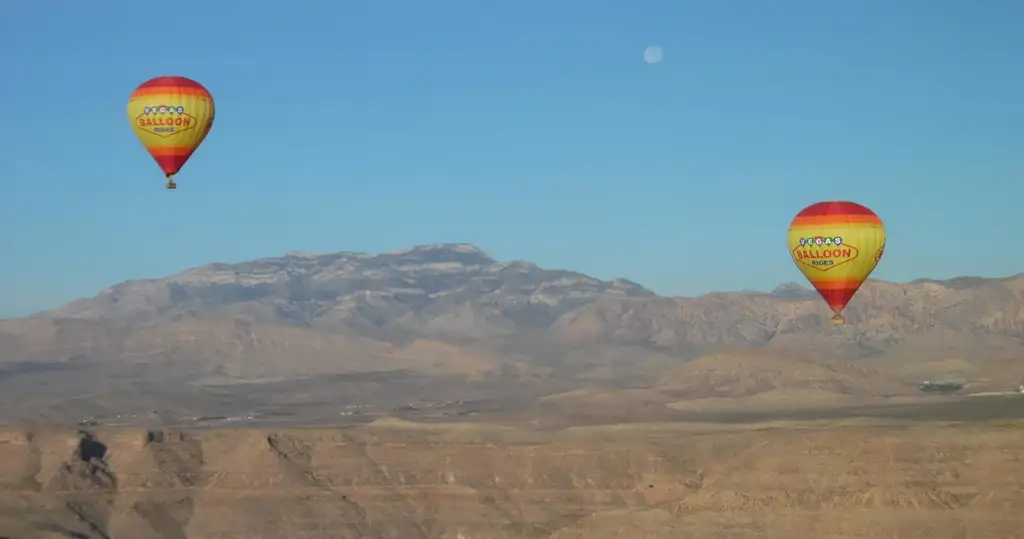 Las Vegas Signature Champagne Sunrise Flight