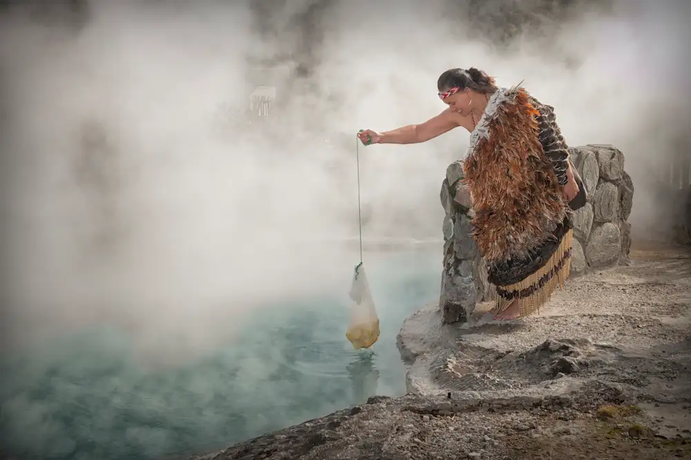 whakarewarewa village tour