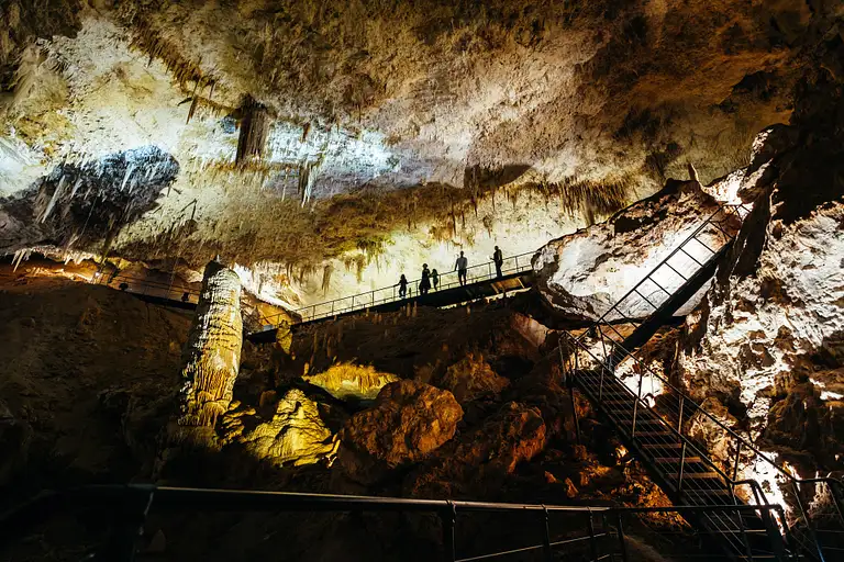 Jewel Cave Tour
