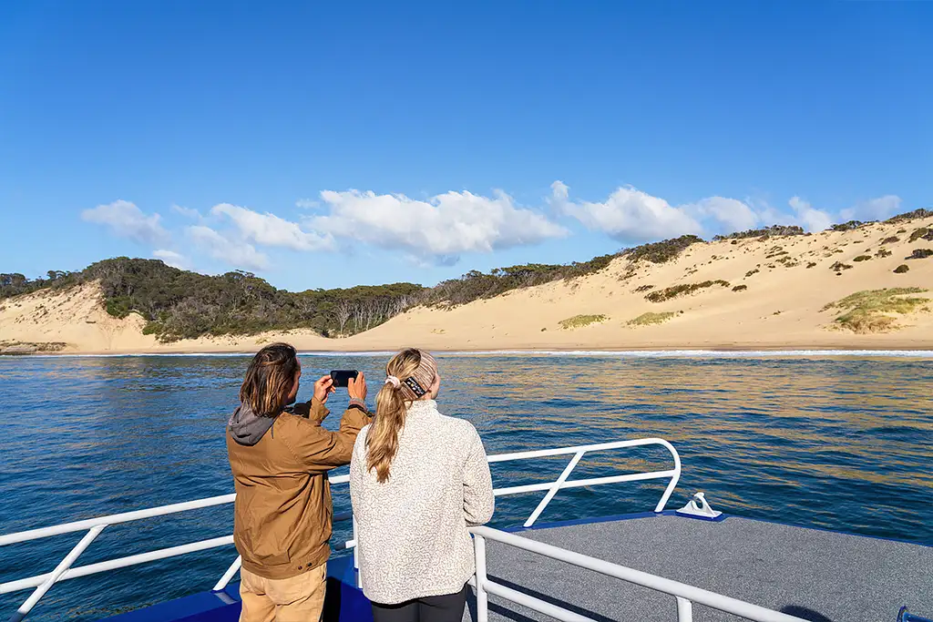 Cape Raoul Cruise With Port Arthur Historic Site Entry