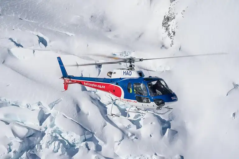 Milford Sound Helicopter Flight with Cruise Special
