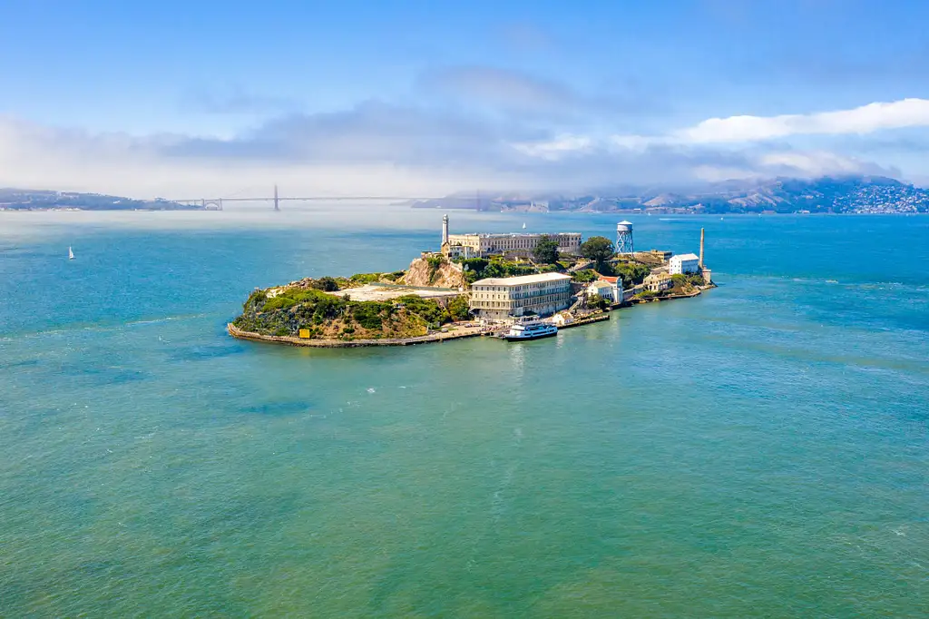 Alcatraz Island Tour with Ferry & Wharf Lunch Credit