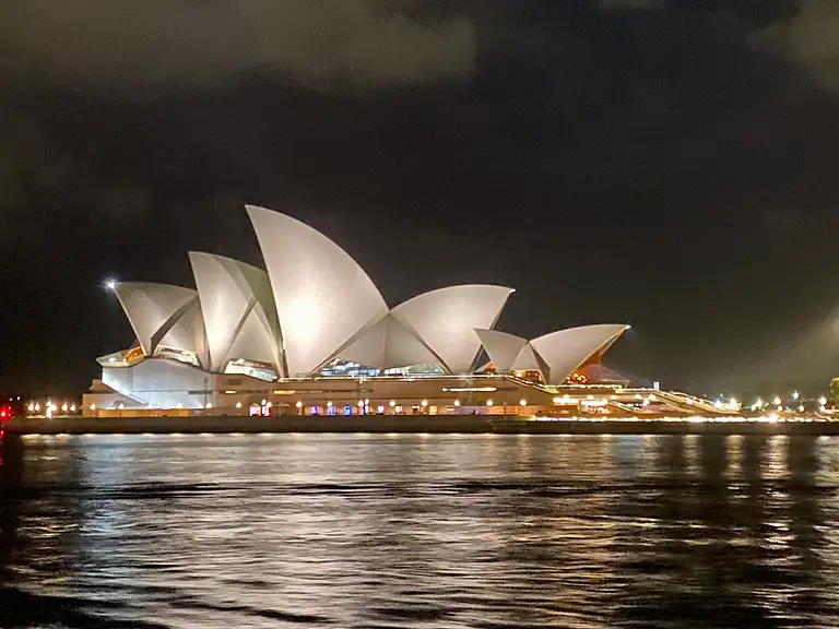 Sydney Sunset Cocktail Cruise with Harbour Views