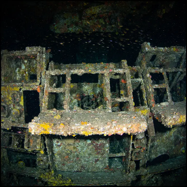 Ex-HMAS Brisbane Double Dive Deals
