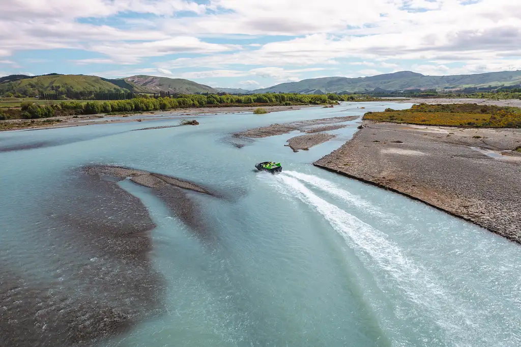 jet boating hurunui river