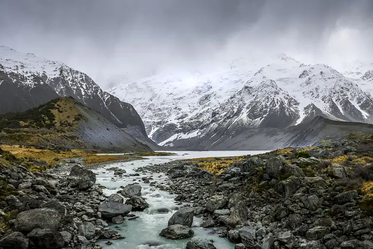 Queenstown to Christchurch Full Day Tour Via Mt Cook Deals