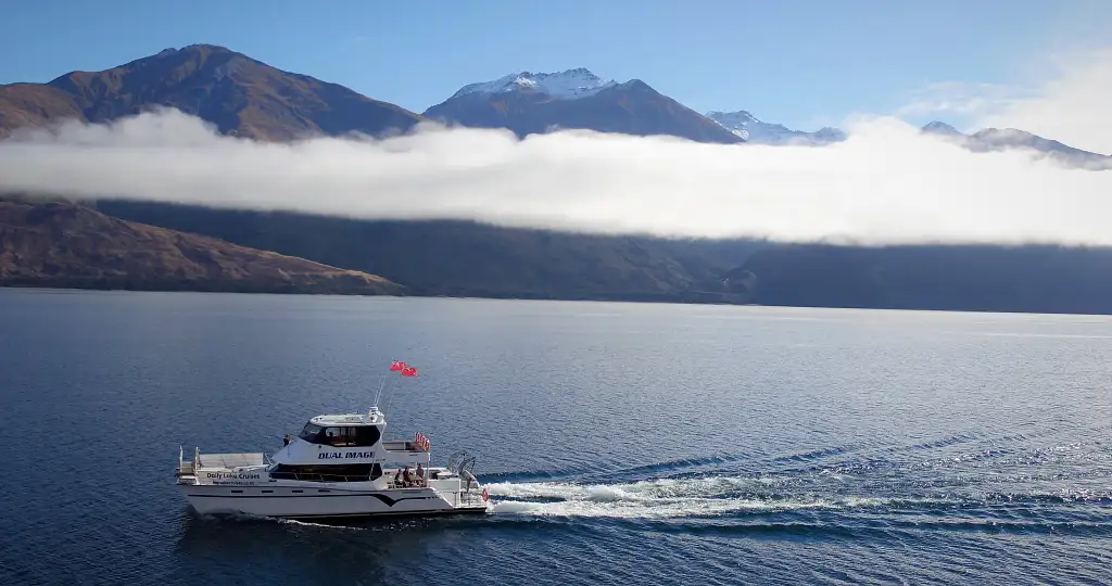 lake wanaka catamaran