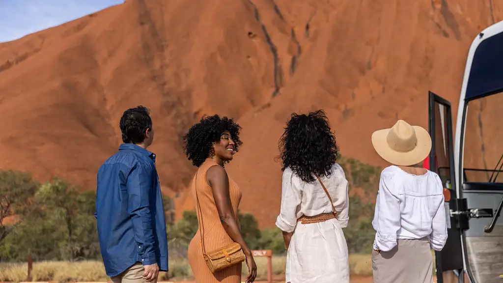 Ayers Rock to Alice Springs Transfer
