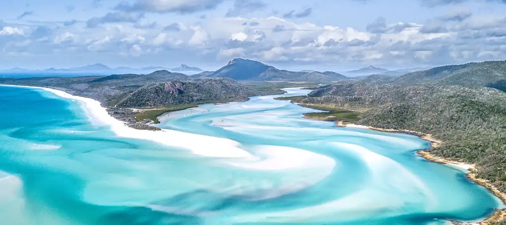 2 Day, 2 Night Whitsundays Sailing Adventure on Hammer