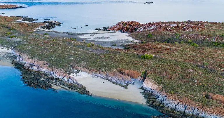 Dampier peninsula island explorer safari deals