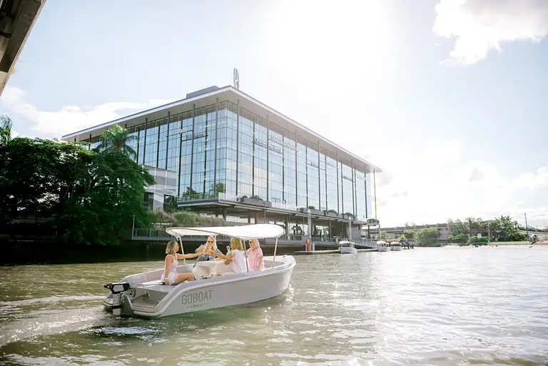 Brisbane Electric Picnic Boat Hire Special