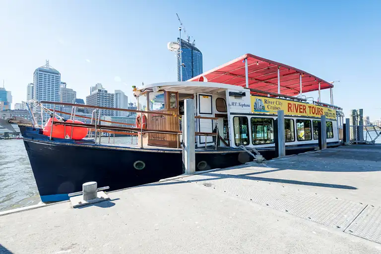 brisbane lunch cruise