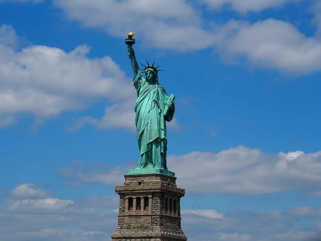 VIP NYC: 9/11 Museum & Statue of Liberty Cruise Experience