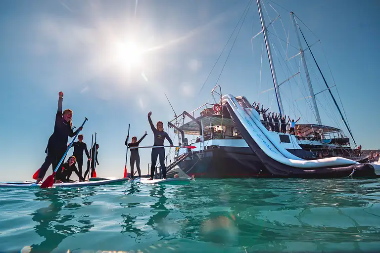 Queensland backpacker tour