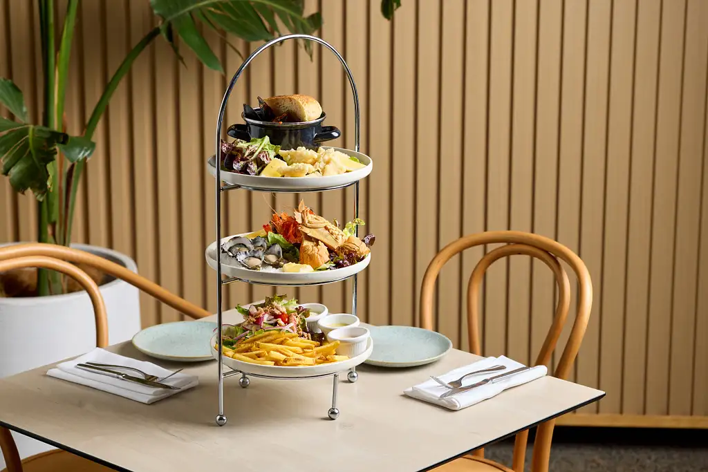 Sirromet Seafood Feast with Premium Tasting for 2