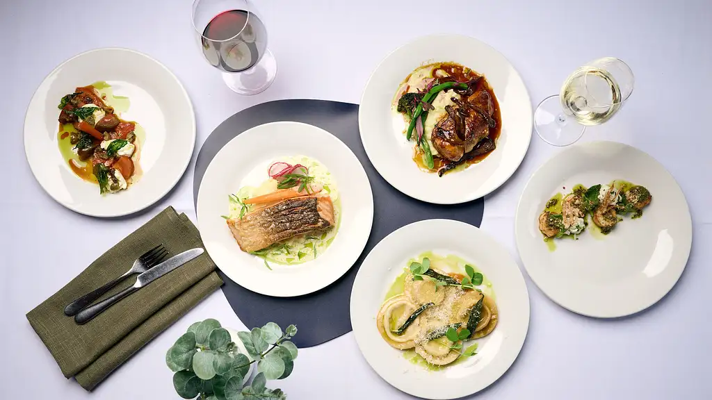 JBCS_Dining_Entree-Main-Course-Selection-Eugene-March-25-2.jpg
