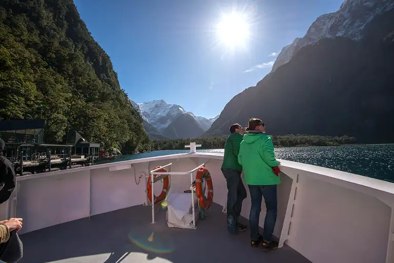 Milford-Sound-Encounter-Nature-Cruise-in-Harrison-Cove-print.jpg