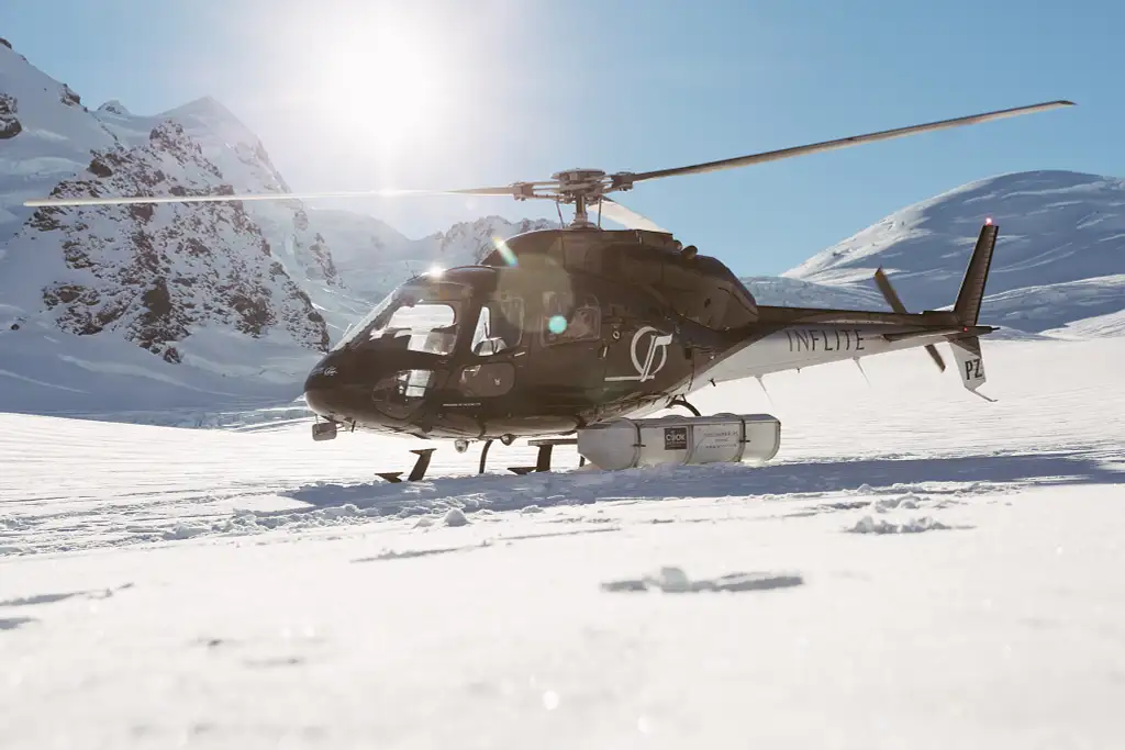 Mt Cook Scenic Tour With Tasman Taster Helicopter Flight