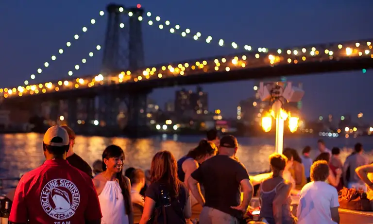 nyc-skyline-sunset-cruise-statue-of-liberty-view.jpg
