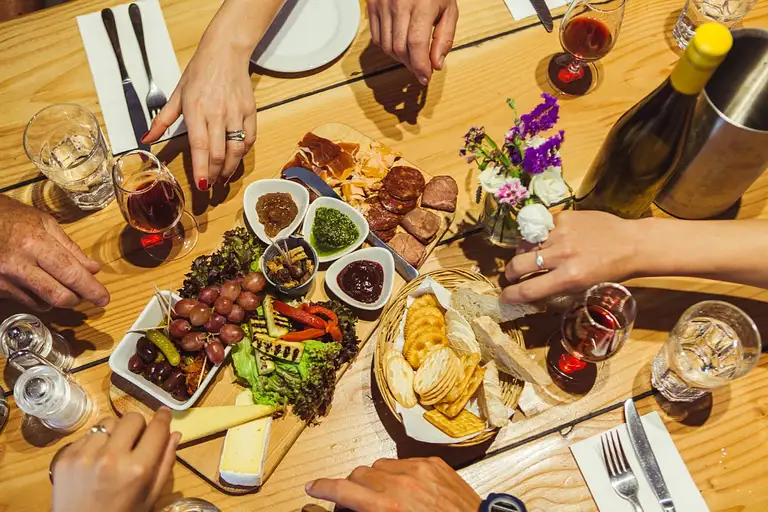 Queenstown Twilight Wine & Craft Beer Tour Discount