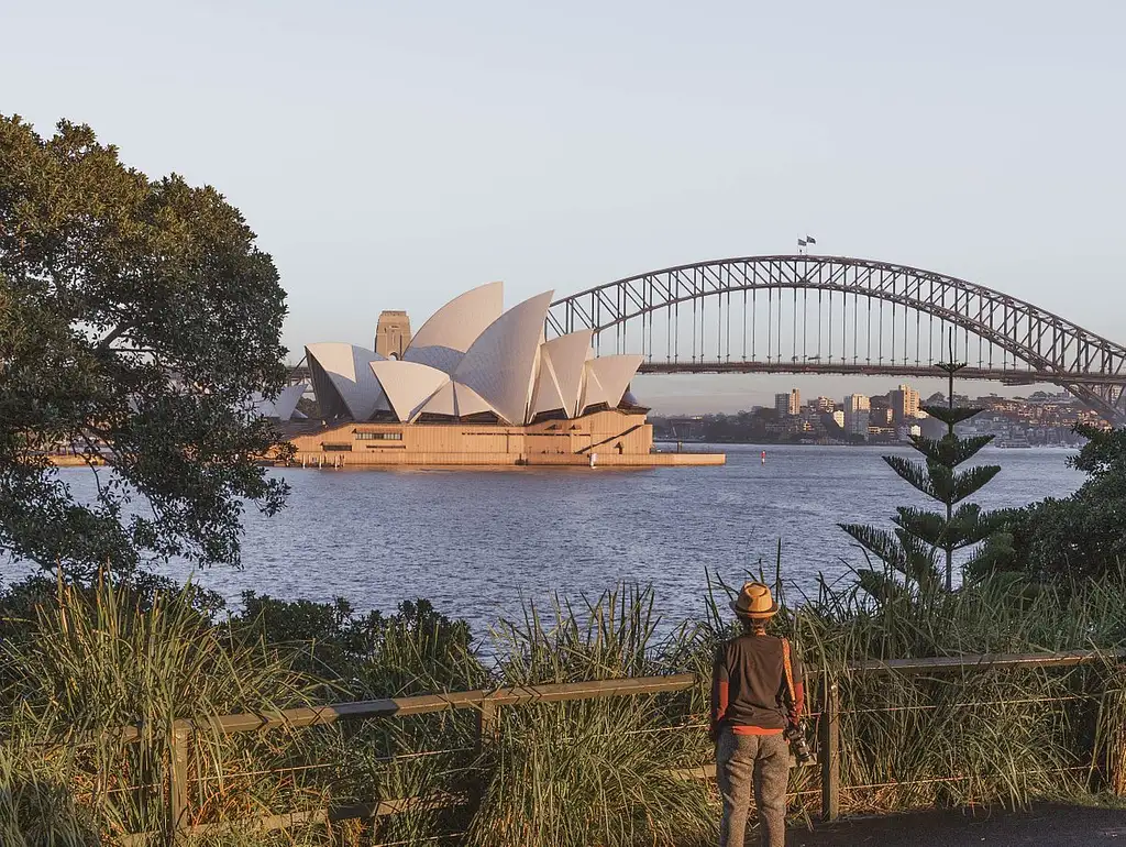 Sydney Sightseeing Including Bondi Beach