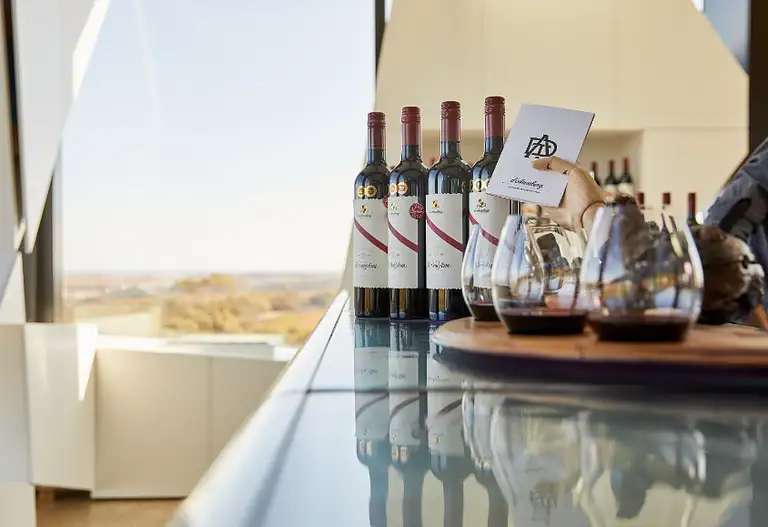 The Dead Arm Distinction Premium Wine Flight deals