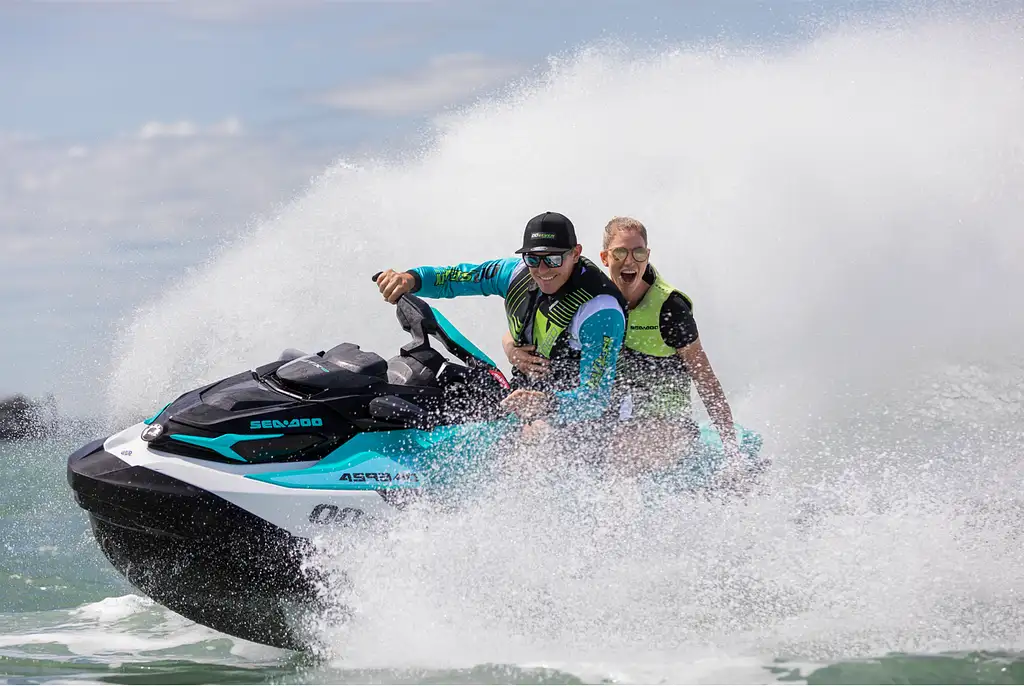 Espresso martini jet ski tour