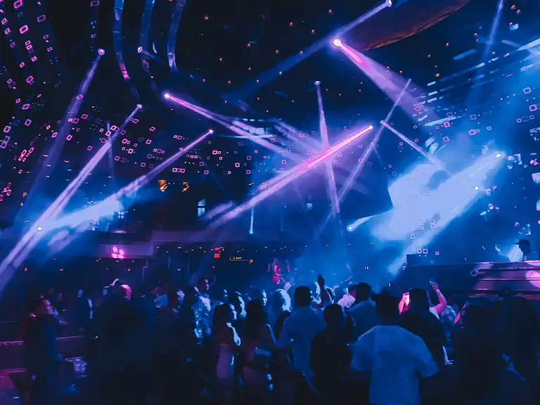 Las vegas club tours