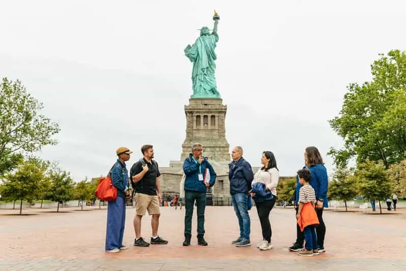 NYC Statue of Liberty private family tour