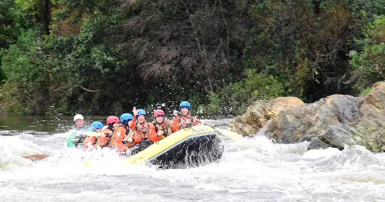 Te awa Kairangi/Hutt River Grade 2 Scenic Rafting Tour Deals