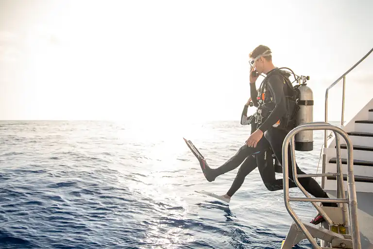Cairns Liveaboard Dive Trip