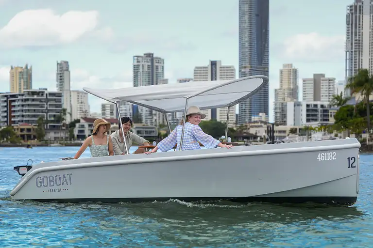 Gold Coast Electric Picnic Boat Hire Deals