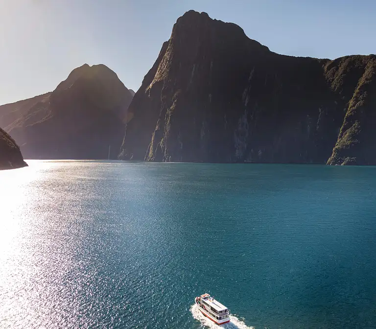 Milford-Sound-Encounter-Nature-Cruise-at-sunset-print-1.jpg