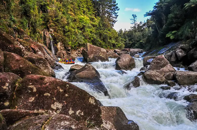 Scenic White Water Rafting New Zealand